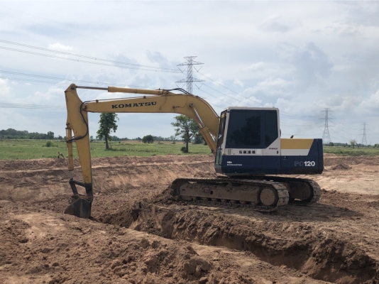 รถขุด KOMATSU PC120-5