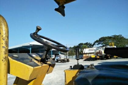 รถบด CAT TH 563 C 10 ตันสั่นสะเทือนราคา 950,000 รถกทม รถบด CAT TH 563 C 10 ตันสั่นสะเทือนราคา 950,000 รถกทม