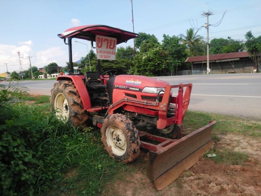 ยันม่าร์ EF494T สภาพดีพร้อมใช้พร้อมอุปกรณ์หน้าและหลังครับมีเล่มพร้อมโอนครับ