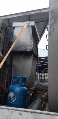 ถังน้ำมันดีเซล16,000ลิตร พร้อมหัวจ่าย ราคา65,000บาทใช้งานได้