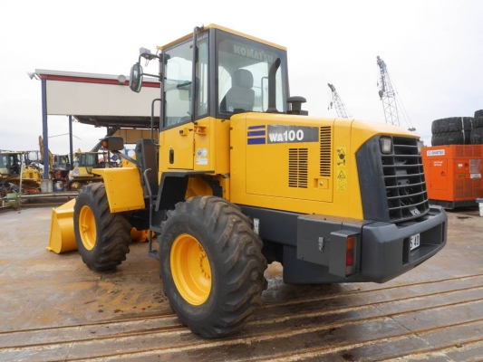 มาใหม่ครับ KOMATSU WA100-5 นำเข้าจากญี่ปุ่น โทร.090-986-2521 อ๊อบ