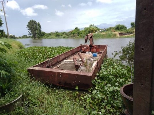 เครน UNIC 3.7ตัน