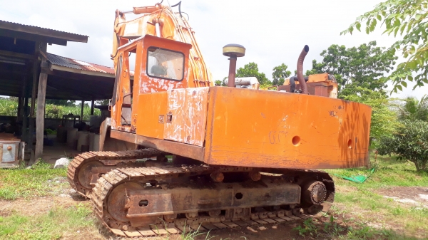 ขายด่วน แม็คโคร HITASHI UH-200 สภาพพร้อมใช้งาน เครื่องปั้มดี เอวแน่น โซ่ช่วงล่างหนา รูลเลอร์ไม่แตกชักลูก พร้อมใช้งาน สนใจสอบถามไว้ใช้งาน 093 0764943 คุณ ตั้ม