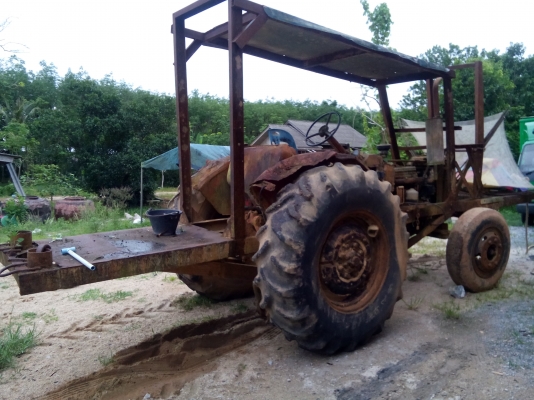 ขายรถไถ่ใช้บรรทุกไม้ยาง อีห้อMT. รถใช้งานได้ปกติ