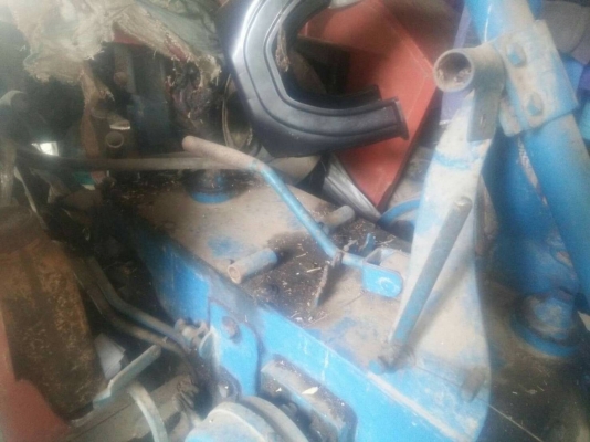 รถนั่งขับรุ่นอยุยาแทรกเตอร์4เกียพร้อมเครื่อง14แรง รถนั่งขับรุ่นอยุยาแทรกเตอร์4เกียพร้อมเครื่อง14แรง