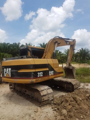 ขายรถแบคโฮ CATERPILLAR 312 แอร์ไฟฟ้า เล่มทะเบียนพร้อม สนใจโทร 081-970-1072