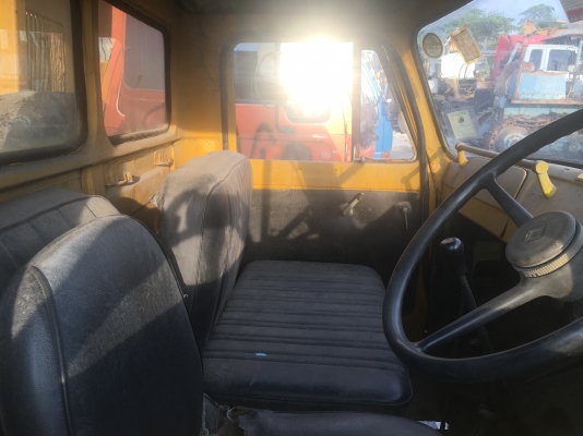 Isuzu 10 ล้อ ดั๊มพ์ หน้าหนู ขายตามสภาพ