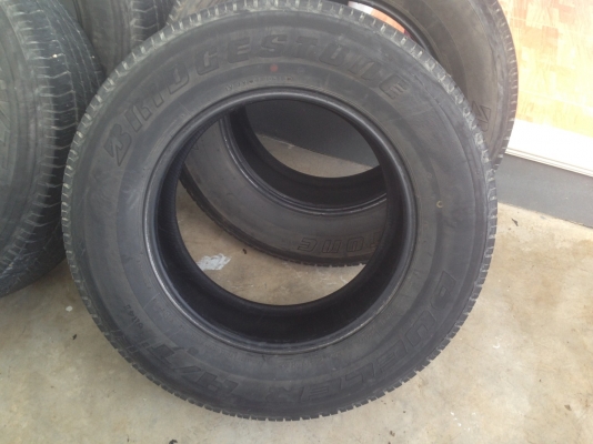 ยาง bridgestone dueler ht 684 ii 265/65/17 ปี13,14 4เส้น 2500 บาท ยาง bridgestone dueler ht 684 ii 265/65/17 ปี13,14 4เส้น 2500 บาท
