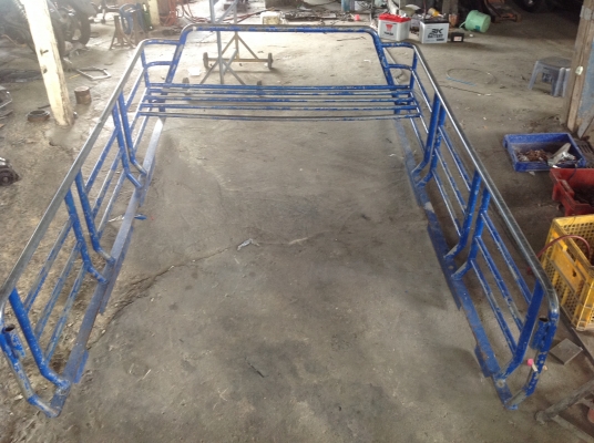 ขายคับ คอกเหล็ก มือสอง ใส่รถกะบะตอนเดียว เหล็กแป๊บน้ำอย่างดี