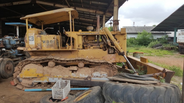 ขาย แทรกเตอร์ CAT D5 37J เกียร์ตัด ตีนไก่ เครื่องดี ช่วงล่างเต็ม รถเก่าเก็บ เอกสารใบซื้อขาย ขาย แทรกเตอร์ CAT D5 37J เกียร์ตัด ตีนไก่ เครื่องดี ช่วงล่างเต็ม รถเก่าเก็บ เอกสารใบซื้อขาย