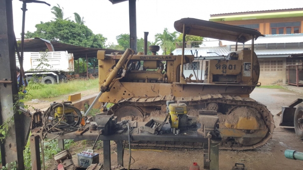 ขาย แทรกเตอร์ CAT D5 37J เกียร์ตัด ตีนไก่ เครื่องดี ช่วงล่างเต็ม รถเก่าเก็บ เอกสารใบซื้อขาย ขาย แทรกเตอร์ CAT D5 37J เกียร์ตัด ตีนไก่ เครื่องดี ช่วงล่างเต็ม รถเก่าเก็บ เอกสารใบซื้อขาย