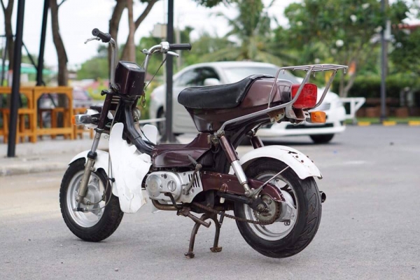 ร้าน วุฒิ นนบุรี ขาย SUZUKI LANDIE50cc. ปี1991