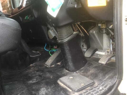 6ล้อHINO MECA 500( FG8J เครื่อง 220 แรง)ตู้แห้ง ปี 55ยาว 5.5 เมตร สวยเดิมๆ วิ่งน้อย พร้อมใช้งาน ศุภากร 081-4252943 , 089-5367218