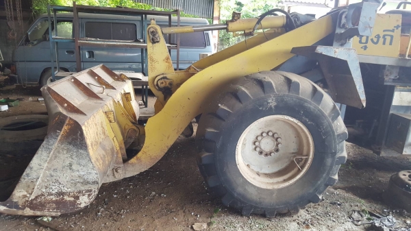 ขาย รถตัก KOBELCO LK300-2 รถจอดไว้ไม่ค่อยได้ใช้งาน เครื่องดี เกียร์ดี ราคาต่อรองได้