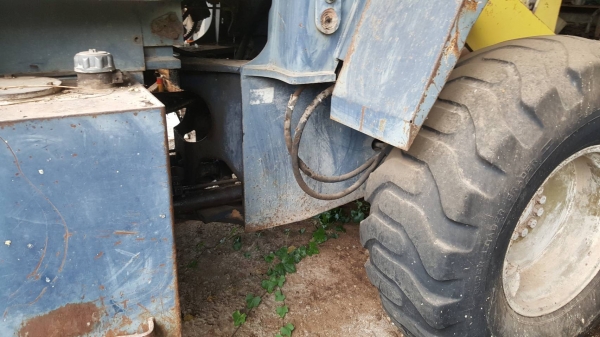 ขาย รถตัก KOBELCO LK300-2 รถจอดไว้ไม่ค่อยได้ใช้งาน เครื่องดี เกียร์ดี ราคาต่อรองได้