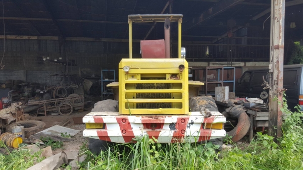 ขาย รถตัก KOBELCO LK300-2 รถจอดไว้ไม่ค่อยได้ใช้งาน เครื่องดี เกียร์ดี ราคาต่อรองได้