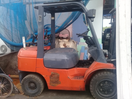 ขายรถยกมือสองตามสภาพ