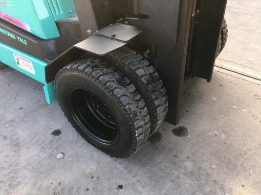 ขายรถตักยางพาราตักทะลายปาล์ม