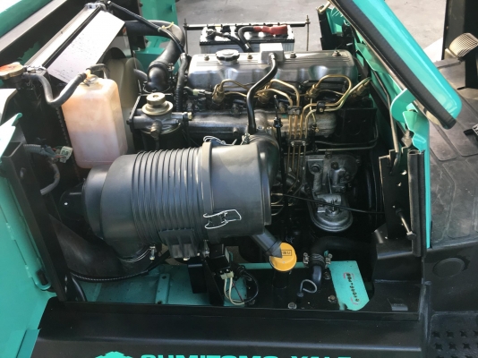 ขายรถตักยางพาราตักทะลายปาล์ม