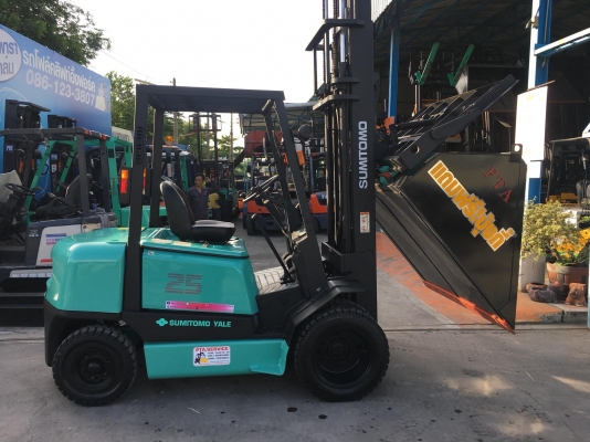 ขายรถตักยางพาราตักทะลายปาล์ม