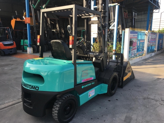 ขายรถตักยางพาราตักทะลายปาล์ม