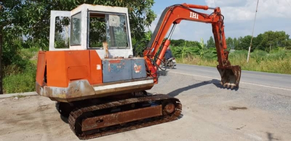 ขายด่วนรถแบคโฮIHI40ISหัวเก่งรุ่นยอดนิยมเทียบเท่าPC40เครื่องดีปั่มดีเร็วแรงรถนอกเพิ่งนำเข้ามาใหม่ยังไม่เคยใช้งานในเมืองไทยเลย