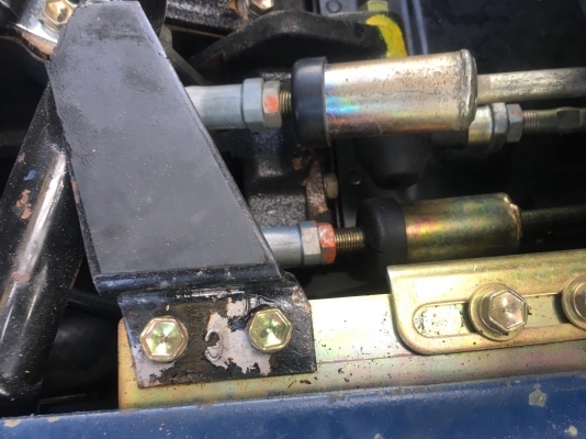 ขายรถตักยางพาราตักทะลายปาล์ม