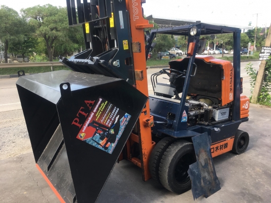 ขายรถตักยางพาราตักทะลายปาล์ม