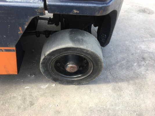 ขายรถตักยางพาราตักทะลายปาล์ม