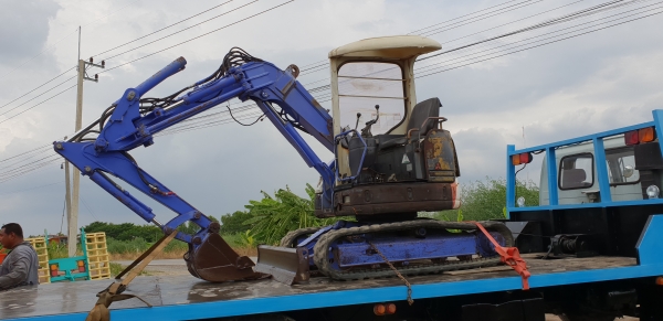 ขายด่วนรถแบคโฮมิตซู MM30SRเคื่อง3สูบดีปั้มนี้วดีคอลโทลน้ำมันเท่าPC30รถนอกเพิ่งเข้ามาใหม่สถาพพร้อมใช้ยังไม่เคยใช้งานในไทยเลย