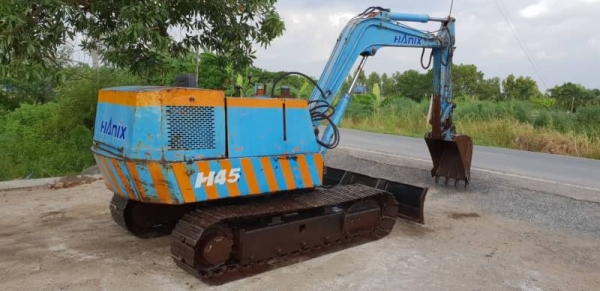 ขายด่วนรถแบคโฮฮิตาชีH45เทียบเท่าPC50เครื่อง4สูบปั่มแรงรถนอกเพิ่งนำเข้ามาใหม่ยังไม่เคยใช้งานในเมืองไทยเลย