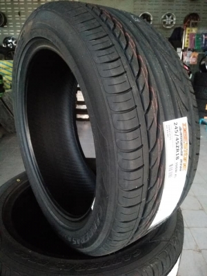ยางใหม่ดีสโตน 245-45-18 ปี 18 เส้นละ 2600 บาท