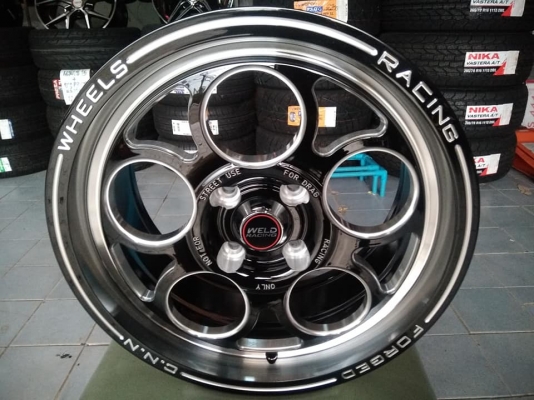 แม็กใหม่ลายลูกโม่ ขอบ 15 ราคา 8900 บาท