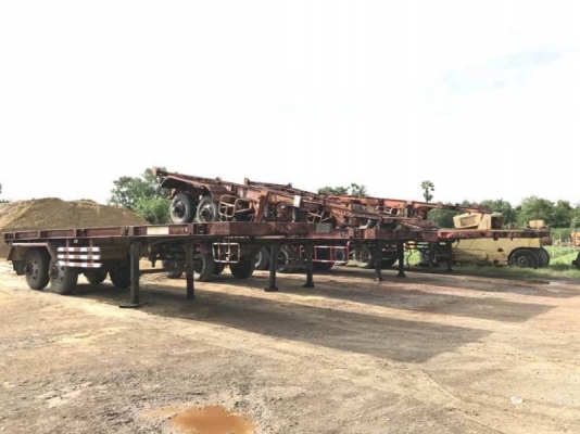 ขายพื้นเรียบและ หางก้างปลา 2 เพลา 7 หาง หางละ 100,000 บาท   4 หาง พื้นเรียบ 2 เพลา ยาว 8.5 เมตร เอกสารเล่มทะเบียน ม.79  3 หางละ 80,000 ก้างปลา 2 เพลา ยาว 7.5 เมตร (ไม่มีเล่มเล่มทะเบียน)  รถอยู่  นครปฐม โทร 0610710295