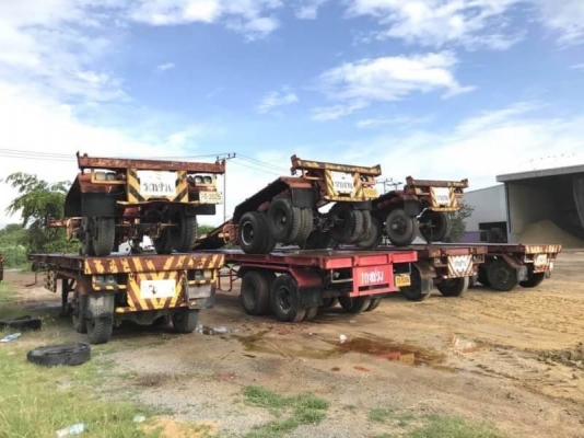 ขายพื้นเรียบและ หางก้างปลา 2 เพลา 7 หาง หางละ 100,000 บาท   4 หาง พื้นเรียบ 2 เพลา ยาว 8.5 เมตร เอกสารเล่มทะเบียน ม.79  3 หางละ 80,000 ก้างปลา 2 เพลา ยาว 7.5 เมตร (ไม่มีเล่มเล่มทะเบียน)  รถอยู่  นครปฐม โทร 0610710295