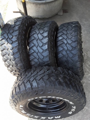 กะทะลาย Rock + Maxxis MT 265-75-16 ปี15 สวยๆ 1ชุด