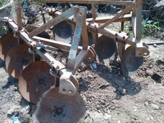 ผานบุกเบิก4ใบสนใจติดต่อมาถามใด้คับ