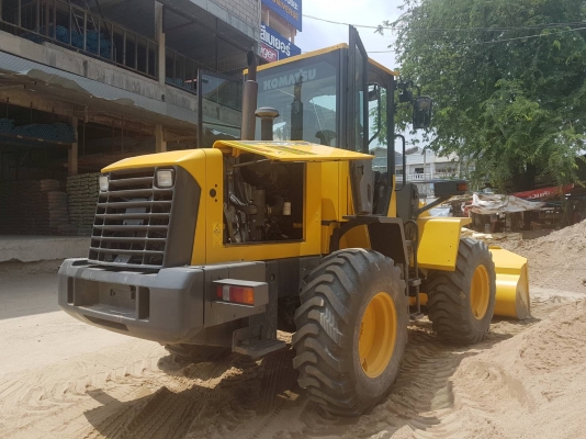 ขายรถตัก  komstsu wa100-5  รุ่นใหม่ล่าสุด สั่งตรงจากญี่ปุ่น  สภาพดีเยี่ยมพร้อมใช้งาน