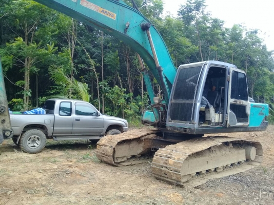 โกเบลโก้ Sk 200 -3 เอกสารอินวอยไฟตัดรถใช้งานได้ปกติราคา 650000 ต่อรองรถสุราษ