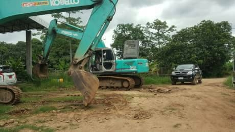 ขายคู่ Sk 200-6 YN 10 SK 200 -6 YN 08 เอกสารเล่มทะเบียนทั้งสองคันขายคู่ราคา 2000000 ต่อรองรถนครปฐม