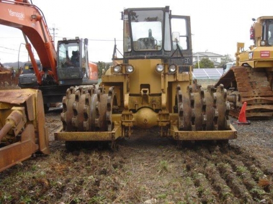 CATERPILLAR รุ่น 815