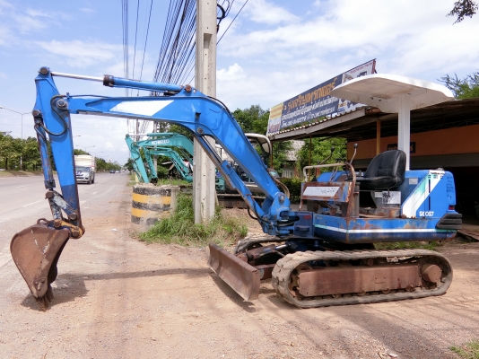 KOBELCO SK027 ขนาดเทียบเท่าPC-30 <มีVDOให้ชม>รถเก่านอกมีเอกสารอินวอย☎️ติดต่อ 085-5632278 <ราคาต่อรองได้>