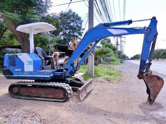 KOBELCO SK027 ขนาดเทียบเท่าPC-30 <มีVDOให้ชม>รถเก่านอกมีเอกสารอินวอย☎️ติดต่อ 085-5632278 <ราคาต่อรองได้>