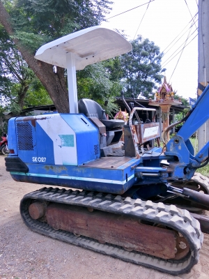 KOBELCO SK027 ขนาดเทียบเท่าPC-30 <มีVDOให้ชม>รถเก่านอกมีเอกสารอินวอย☎️ติดต่อ 085-5632278 <ราคาต่อรองได้>