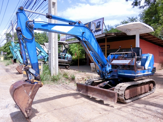 KOBELCO SK027 ขนาดเทียบเท่าPC-30 <มีVDOให้ชม>รถเก่านอกมีเอกสารอินวอย☎️ติดต่อ 085-5632278 <ราคาต่อรองได้>
