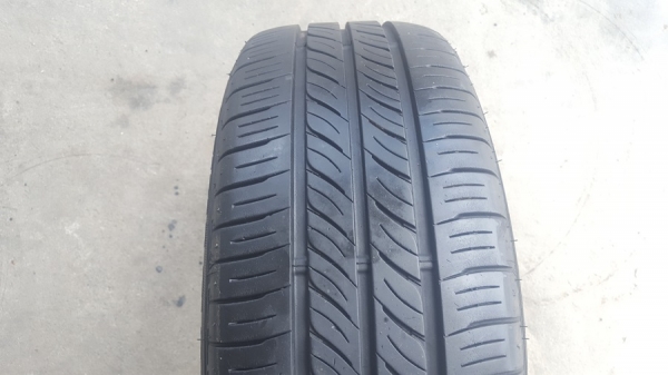 ขายยาง205/55/16 ปี 17 DUNLOP EC300 2 เส้น