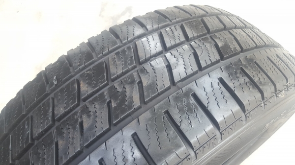 ขายยาง215/60/17 ปี 0716 GOODYEAR 4 ล้อ ขายยาง215/60/17 ปี 0716 GOODYEAR 4 ล้อ