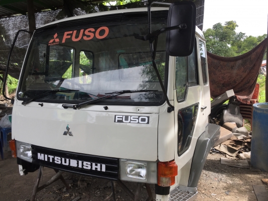 ขาย หัวสิบล้อ ( MITUBISHI. เฉินหลง สีใหม่.  ) เบาะภายในใหม่ อุปกรณ์ครบ