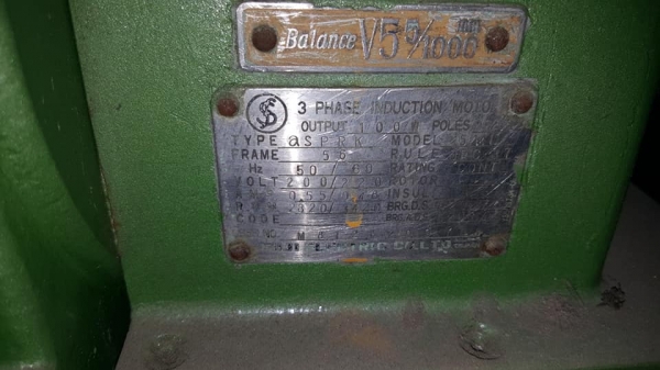 ขายครับขาย เครื่องลับคมดอกสว่าน เอ็นมิล สภาพตามรูป 25000 บาท 0814583376