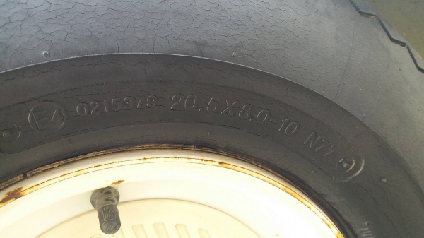 รถกอล์ฟน้ำมัน